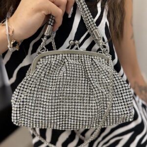 DAMSKA TOREBKA WIZYTOWA PUZDERKO SREBRNA